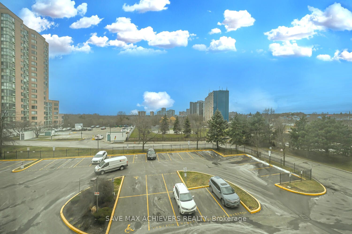 21 Markbrook Lane, #403