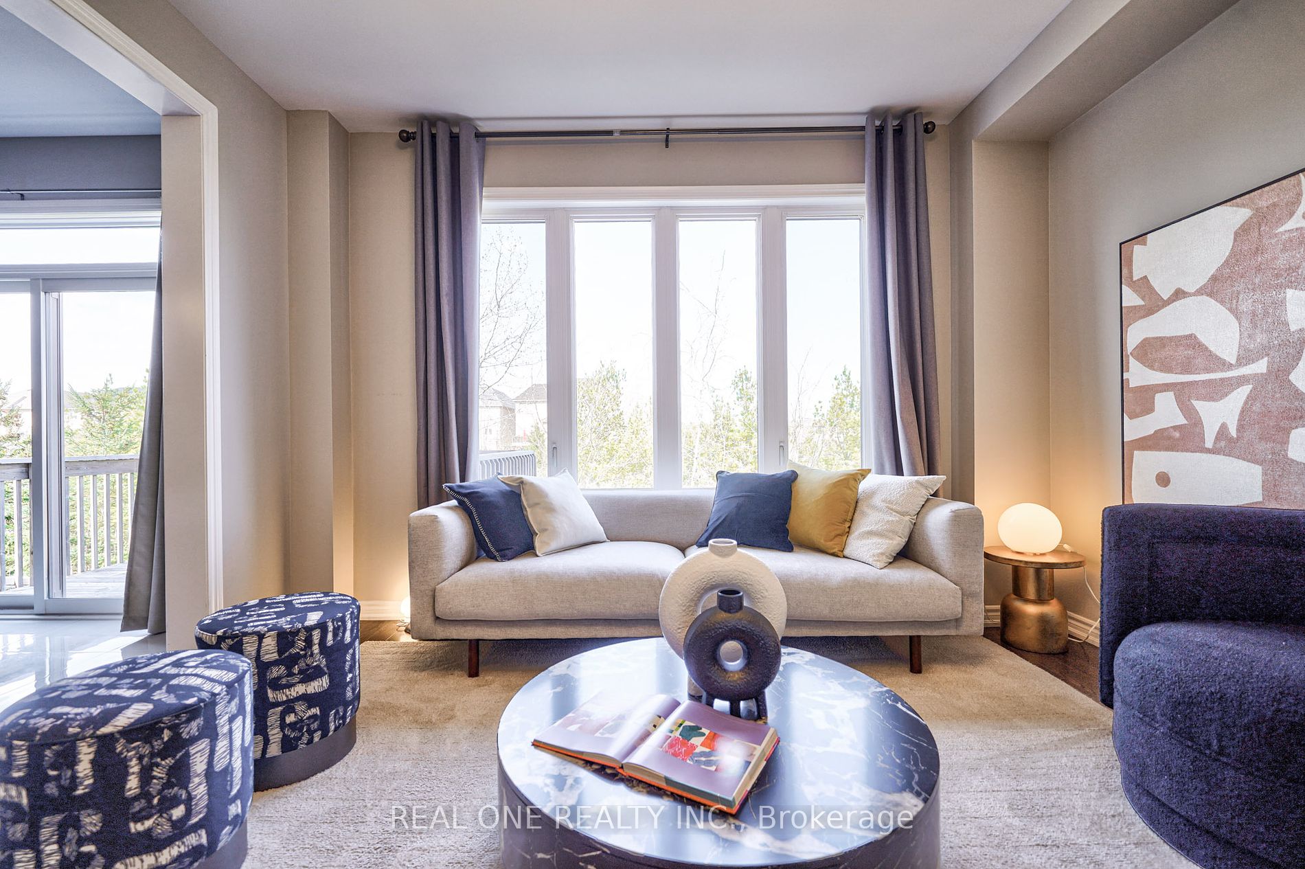 2425 Quetico Crescent
