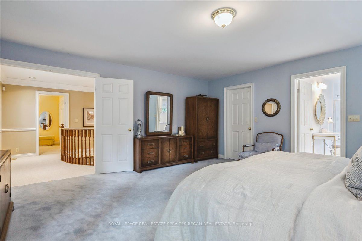 1935 Calgary Court