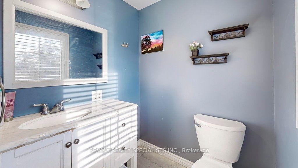 30 Myrtle Crt