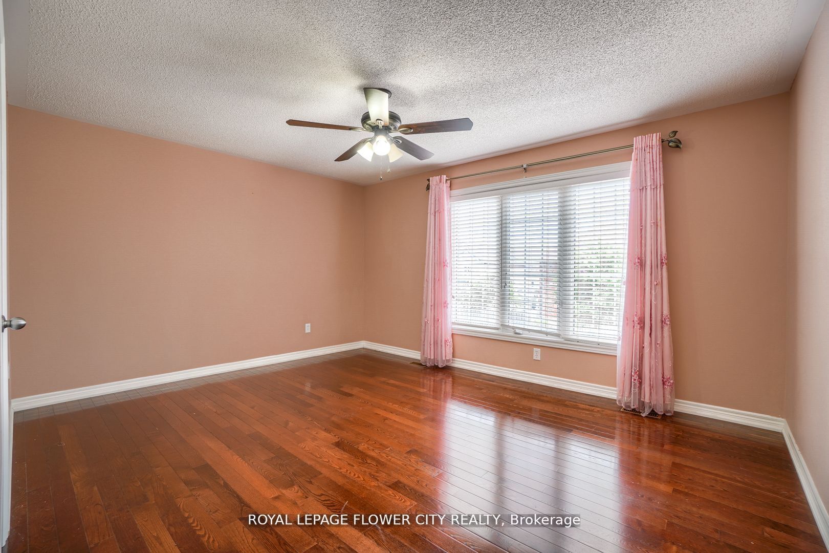 29 Long Meadow Rd