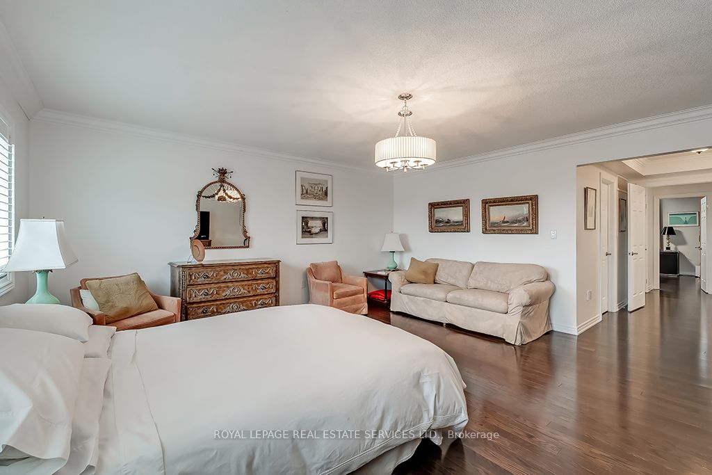 3168 Watercliffe Court