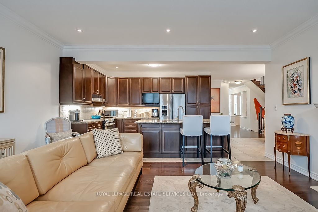 3168 Watercliffe Court