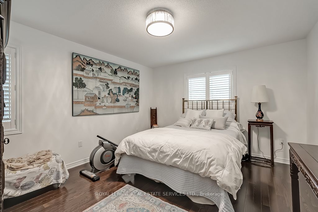 3168 Watercliffe Court
