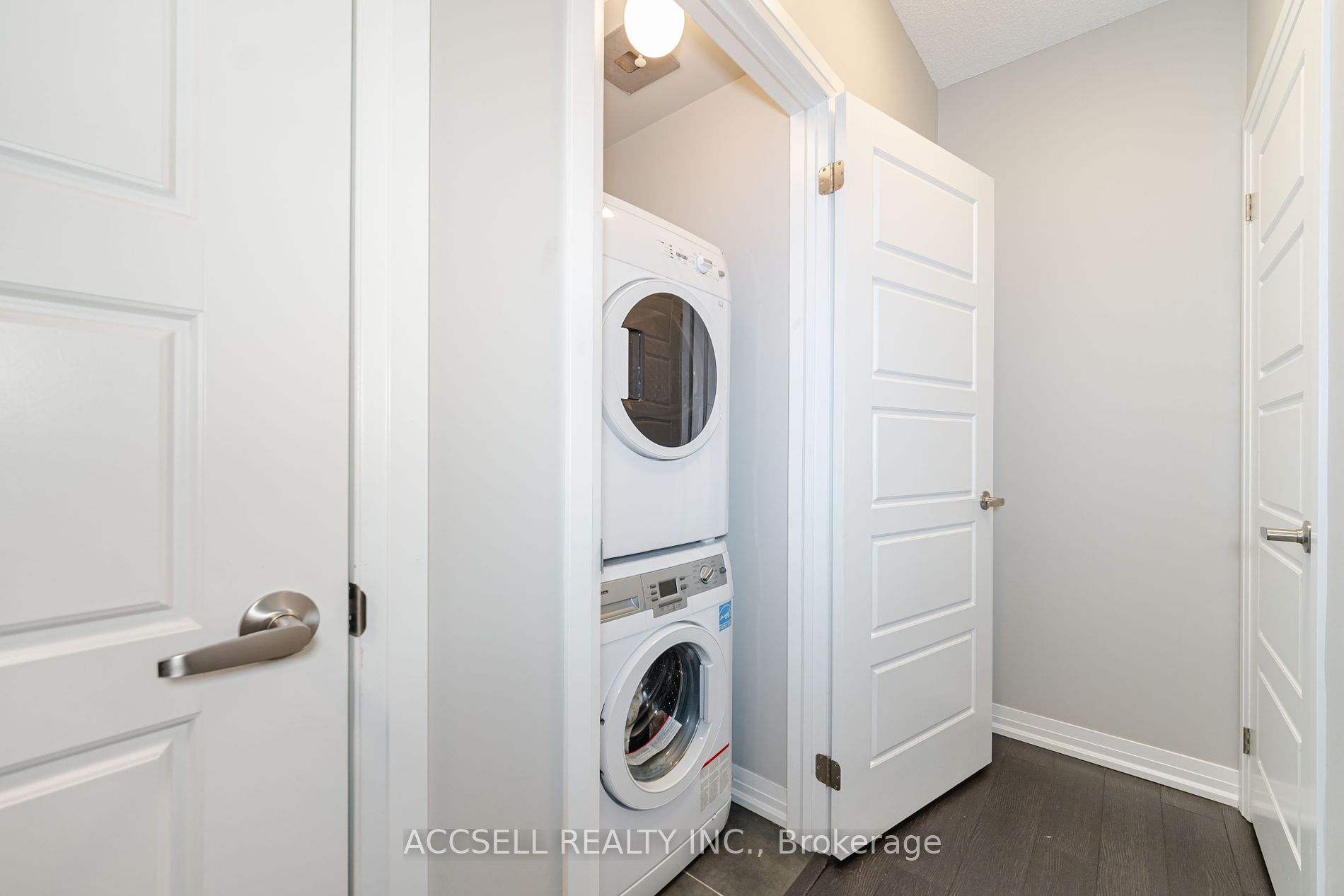 1202 Main Street E #108