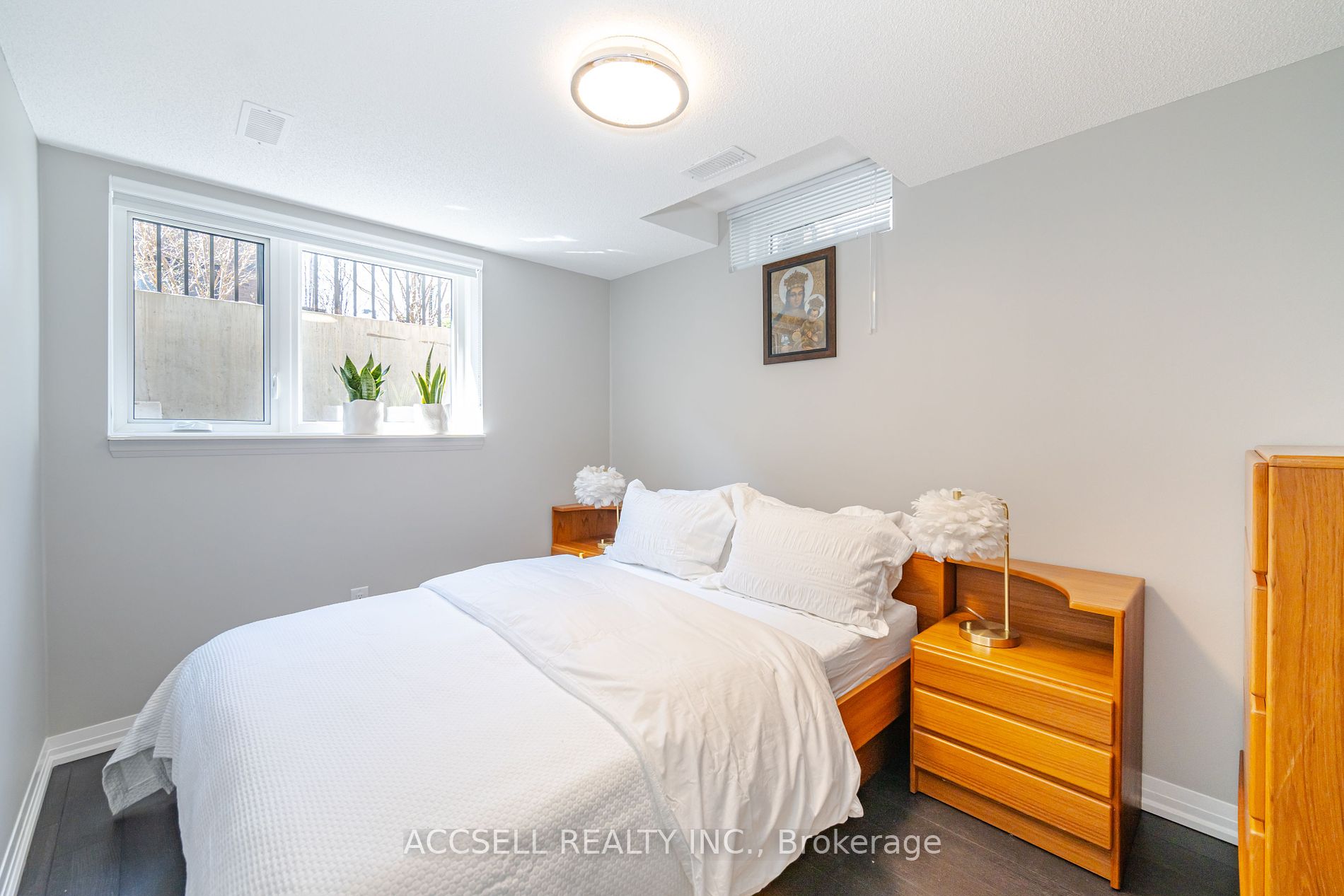 1202 Main Street E #108