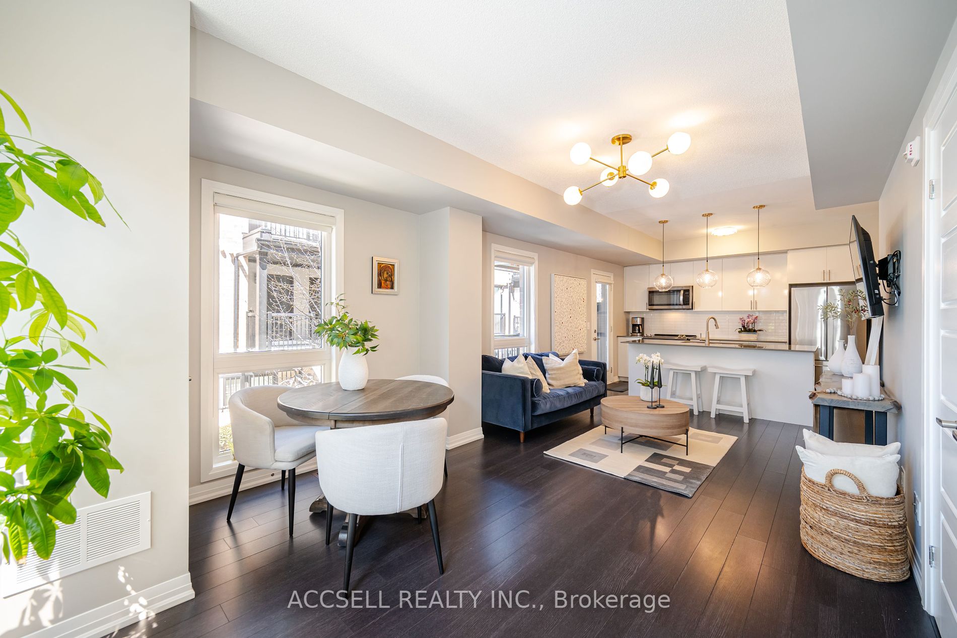 1202 Main Street E #108