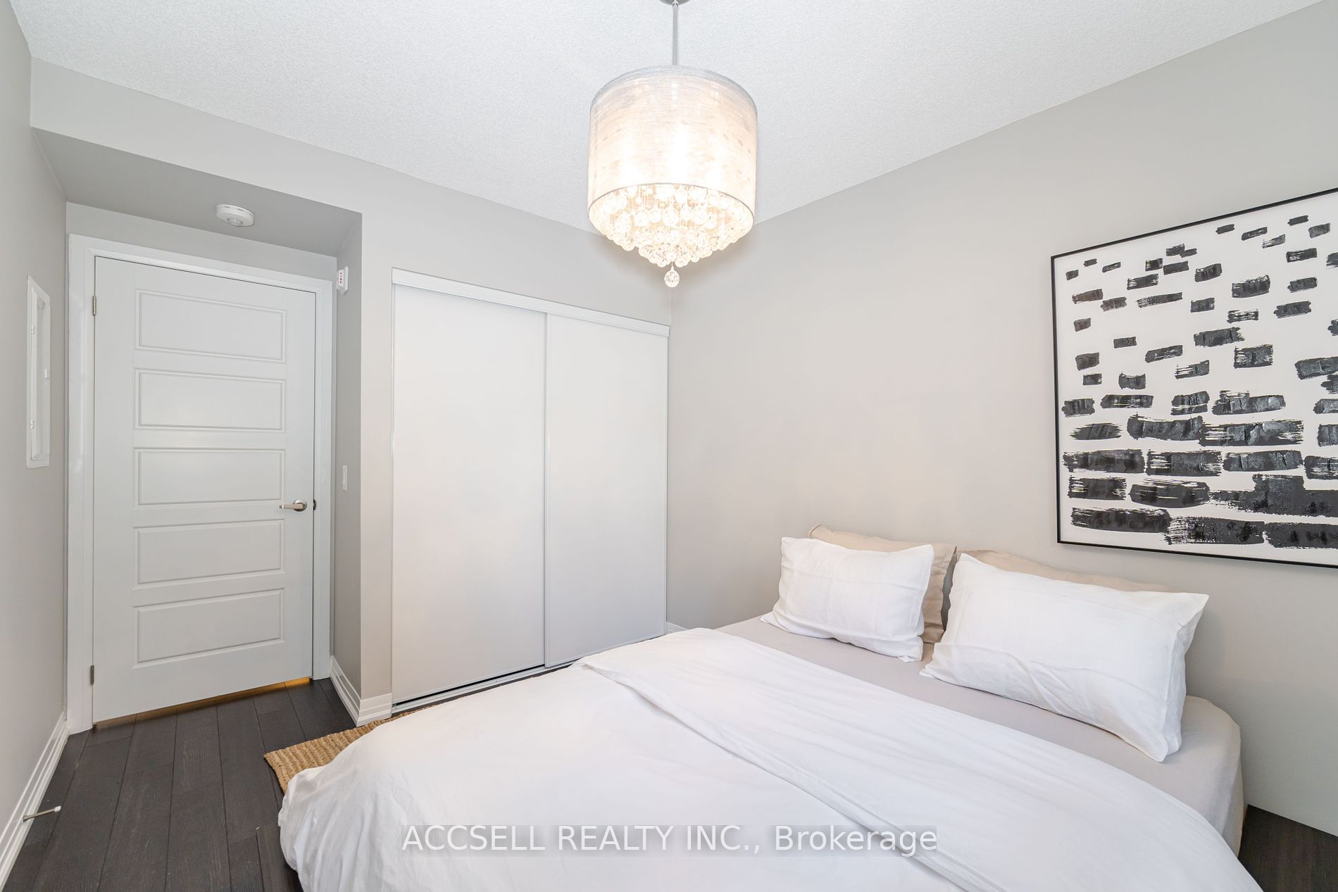 1202 Main Street E #108