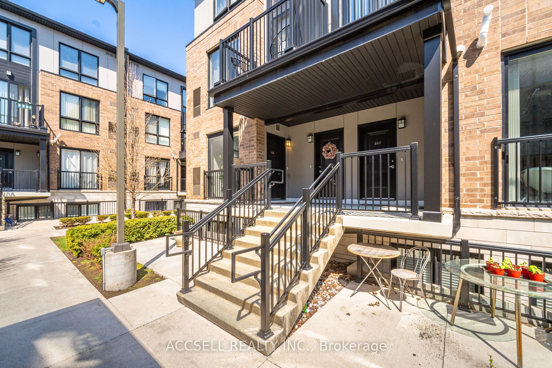 1202 Main Street E #108