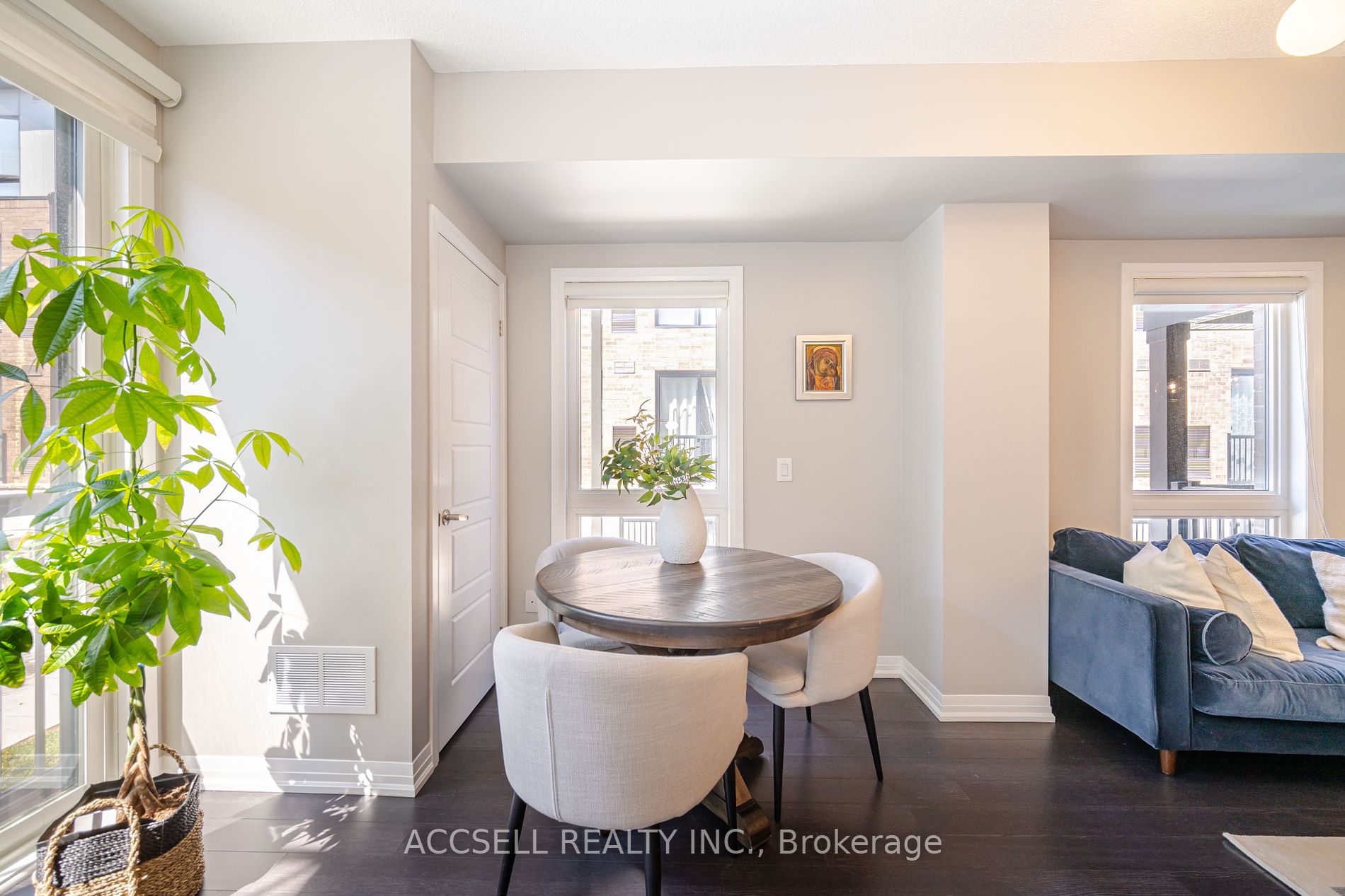 1202 Main Street E #108