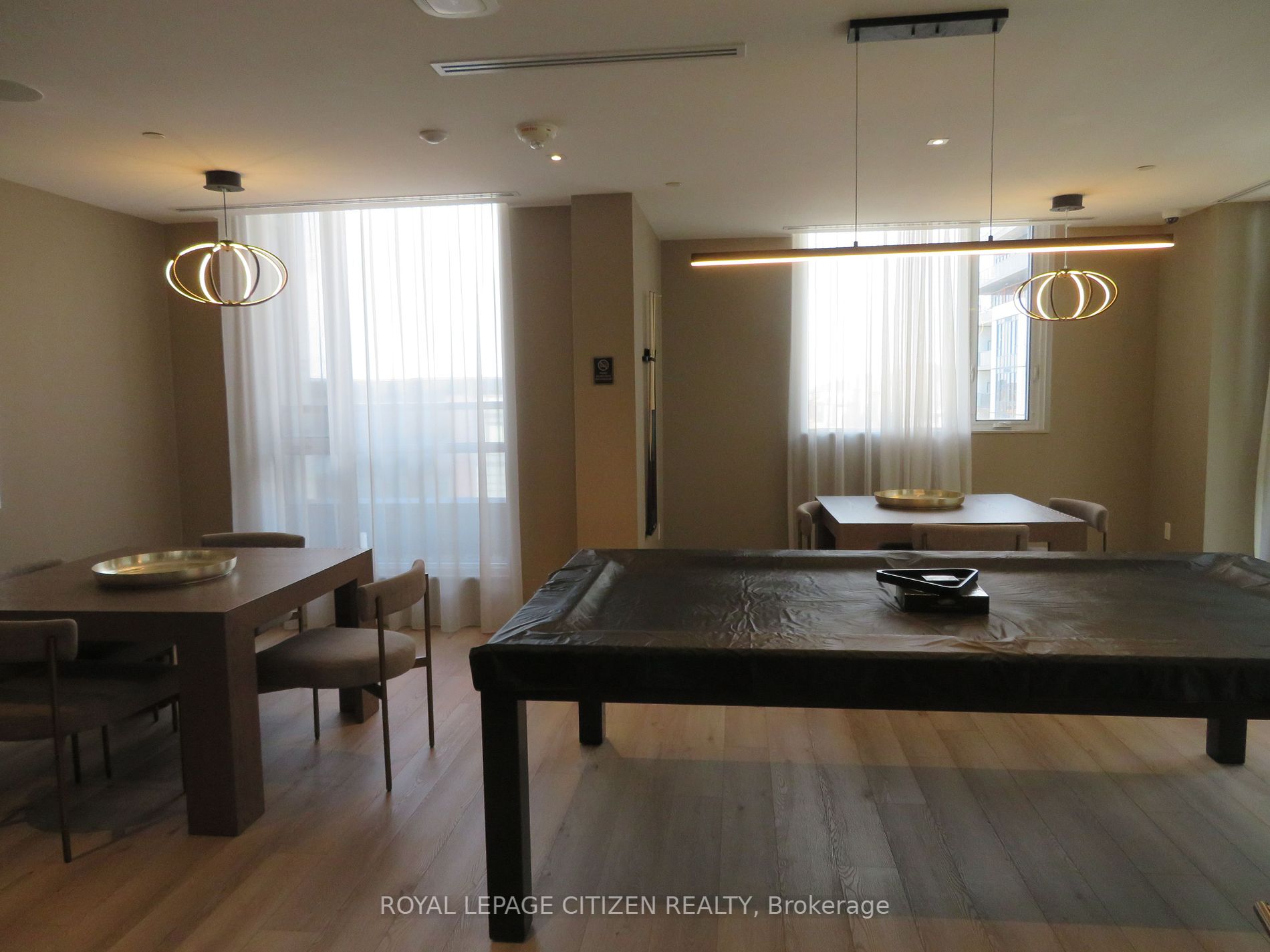 8 Nahani Way #3418