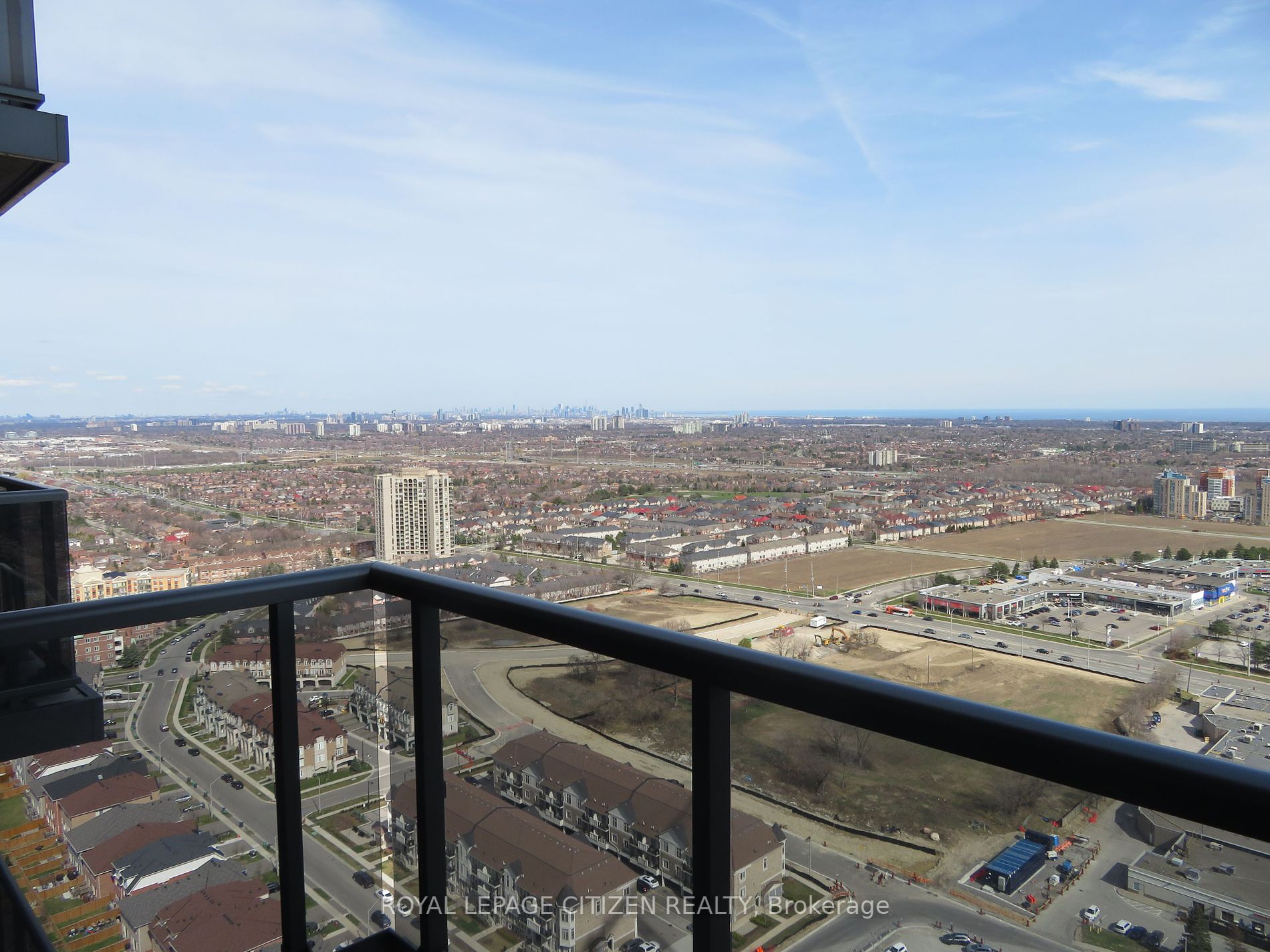 8 Nahani Way #3418