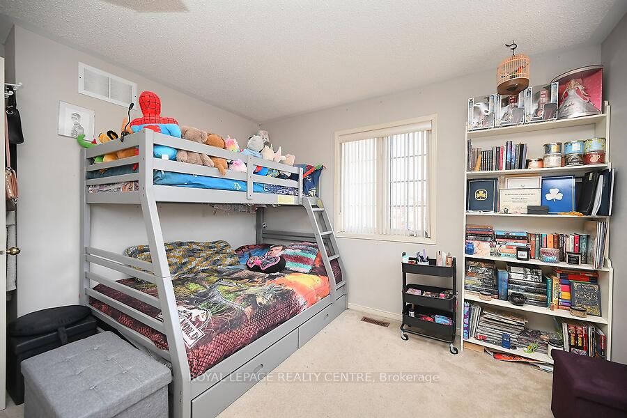 3 Lake Louise Drive