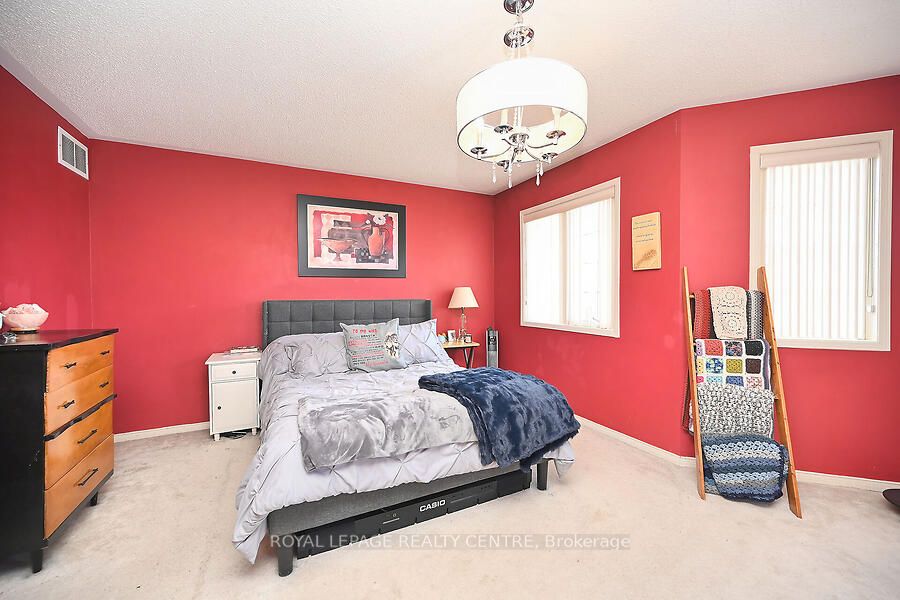 3 Lake Louise Drive