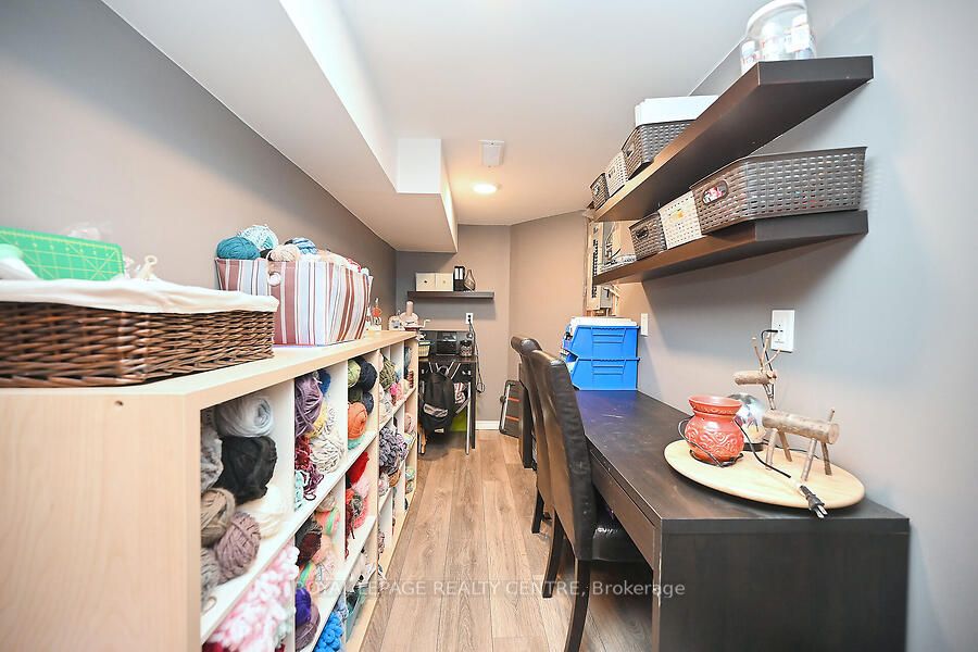 3 Lake Louise Drive