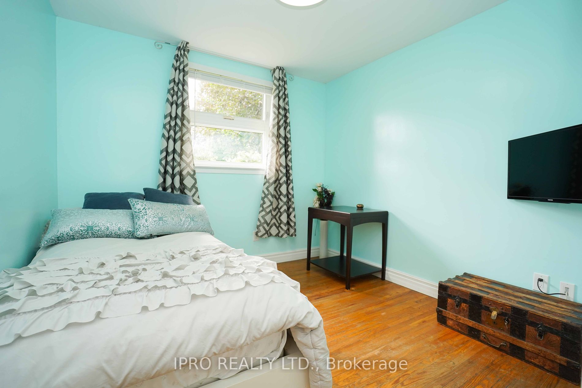 73 Elizabeth Drive