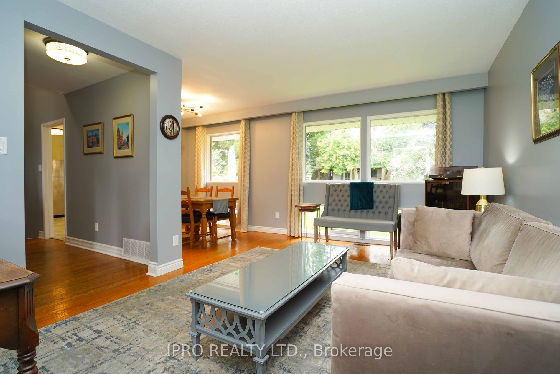 73 Elizabeth Drive