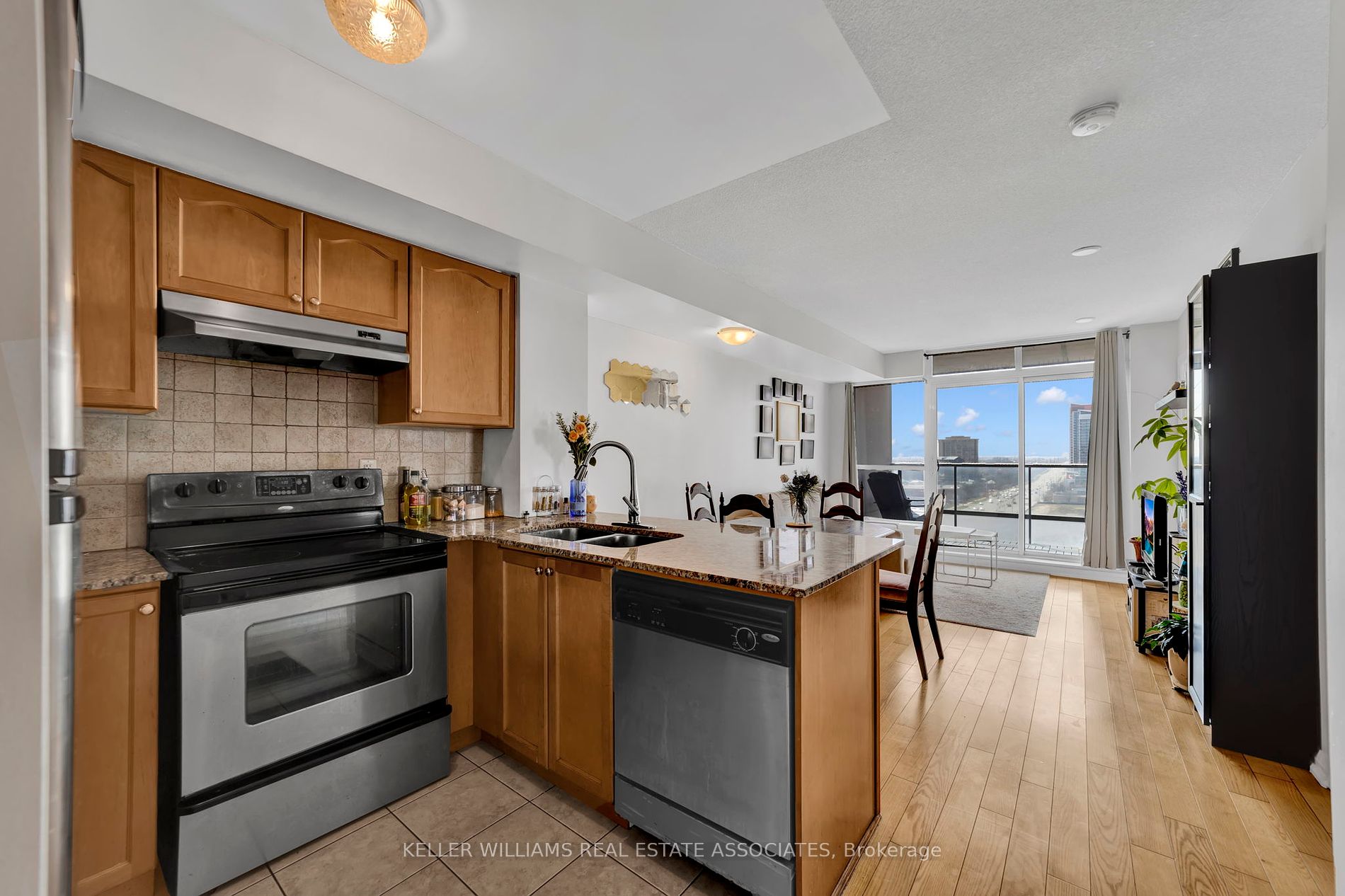 220 Forum Drive #1405