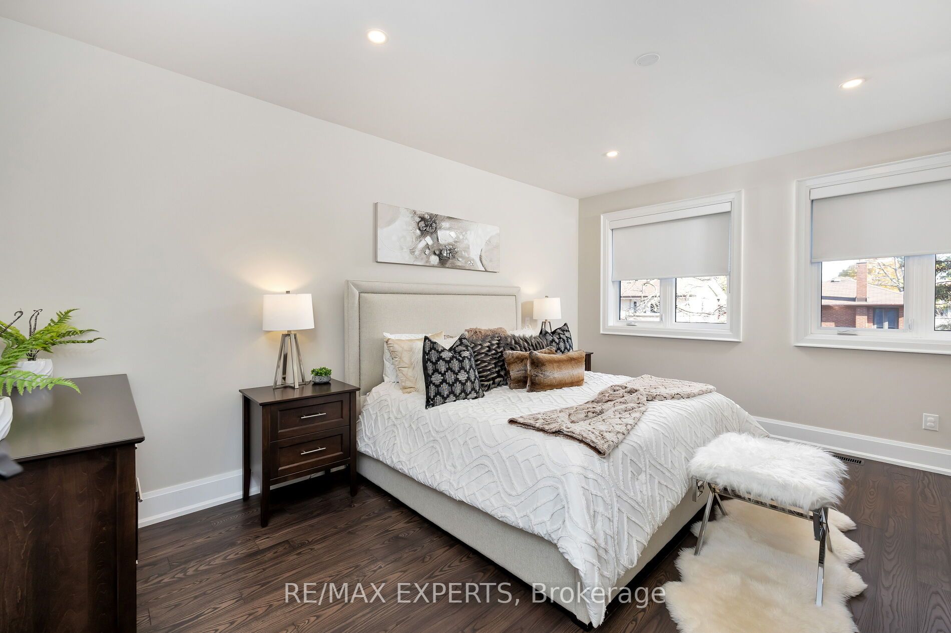 5 Dartmouth Cres