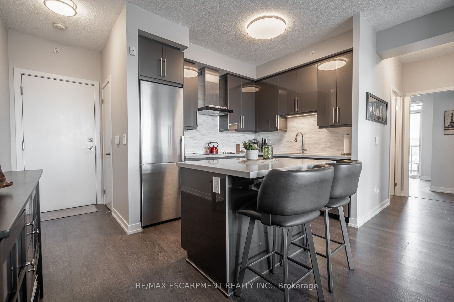 2093 Fairview Street #1902