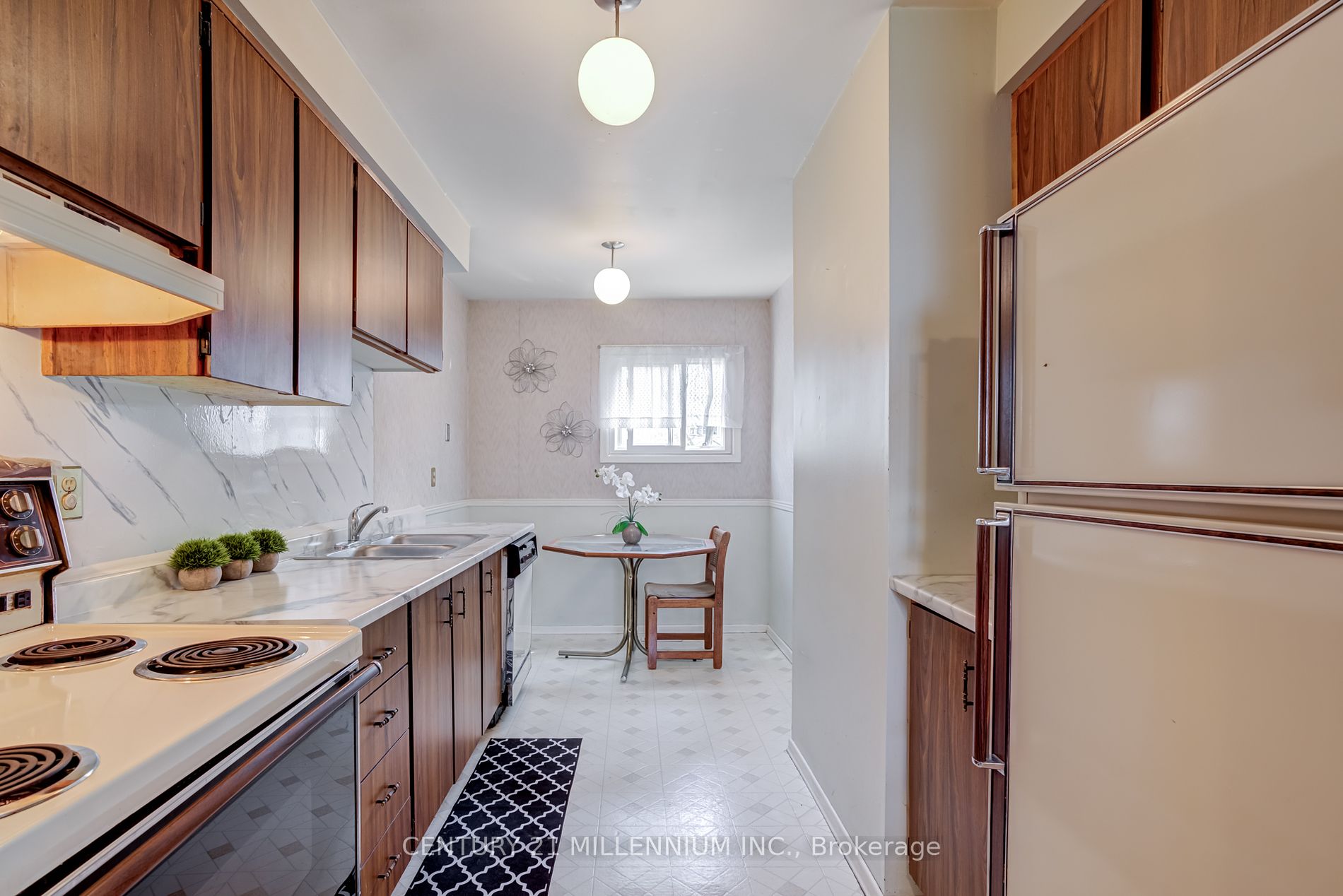 22 Mitchell Ave