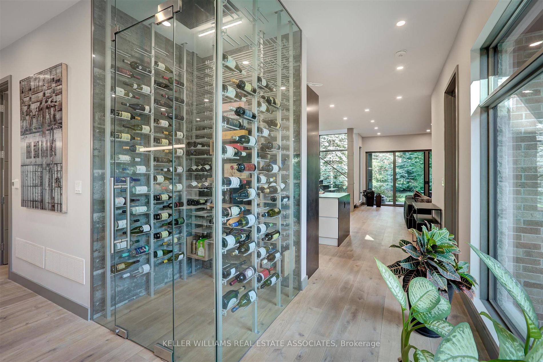 99 Veronica Drive