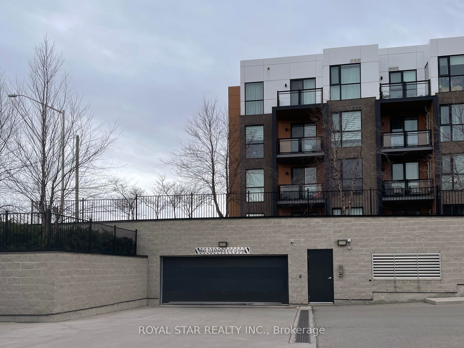 150 Sabina Drive #106