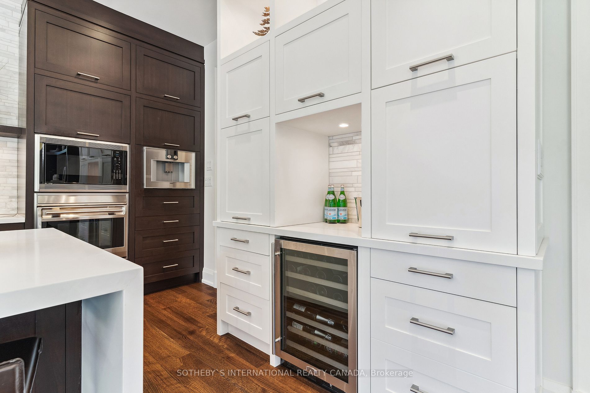84 KINGSWAY Cres