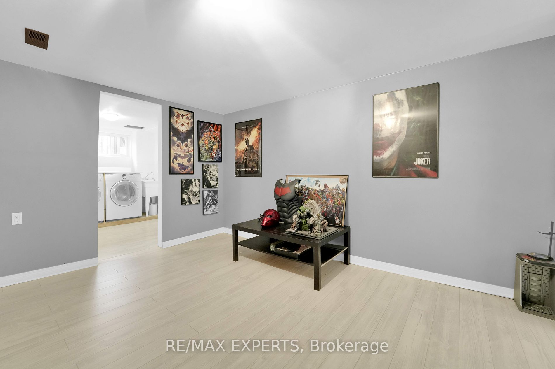 2504 Donnavale Drive