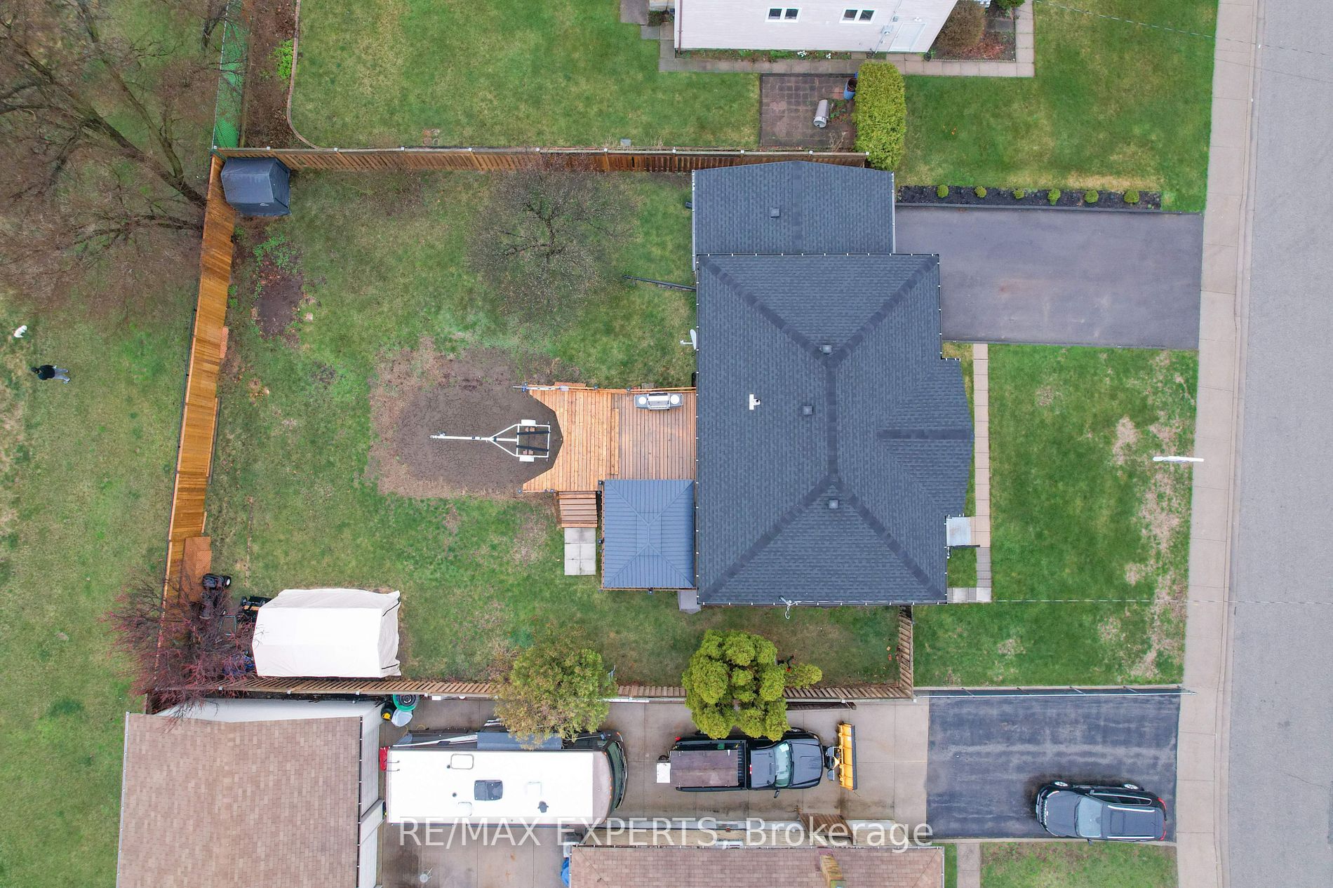 2504 Donnavale Drive