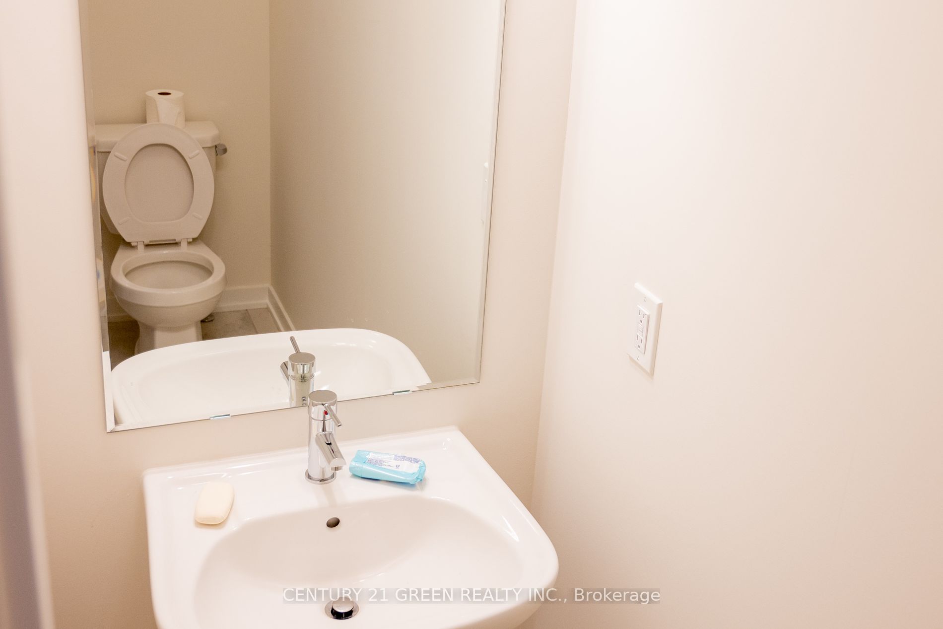 142 Landsbridge Street