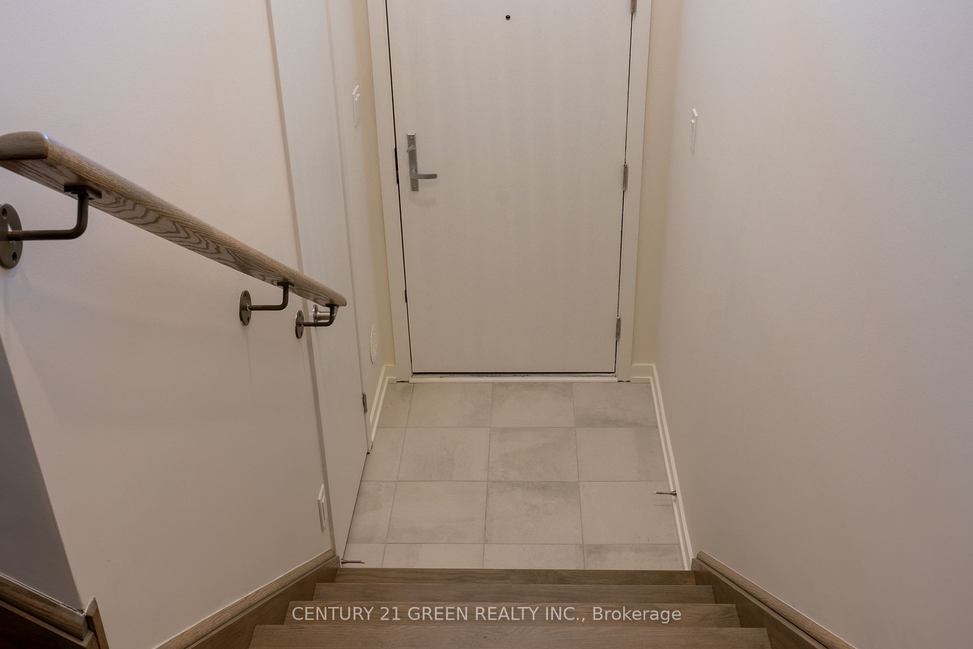 142 Landsbridge Street