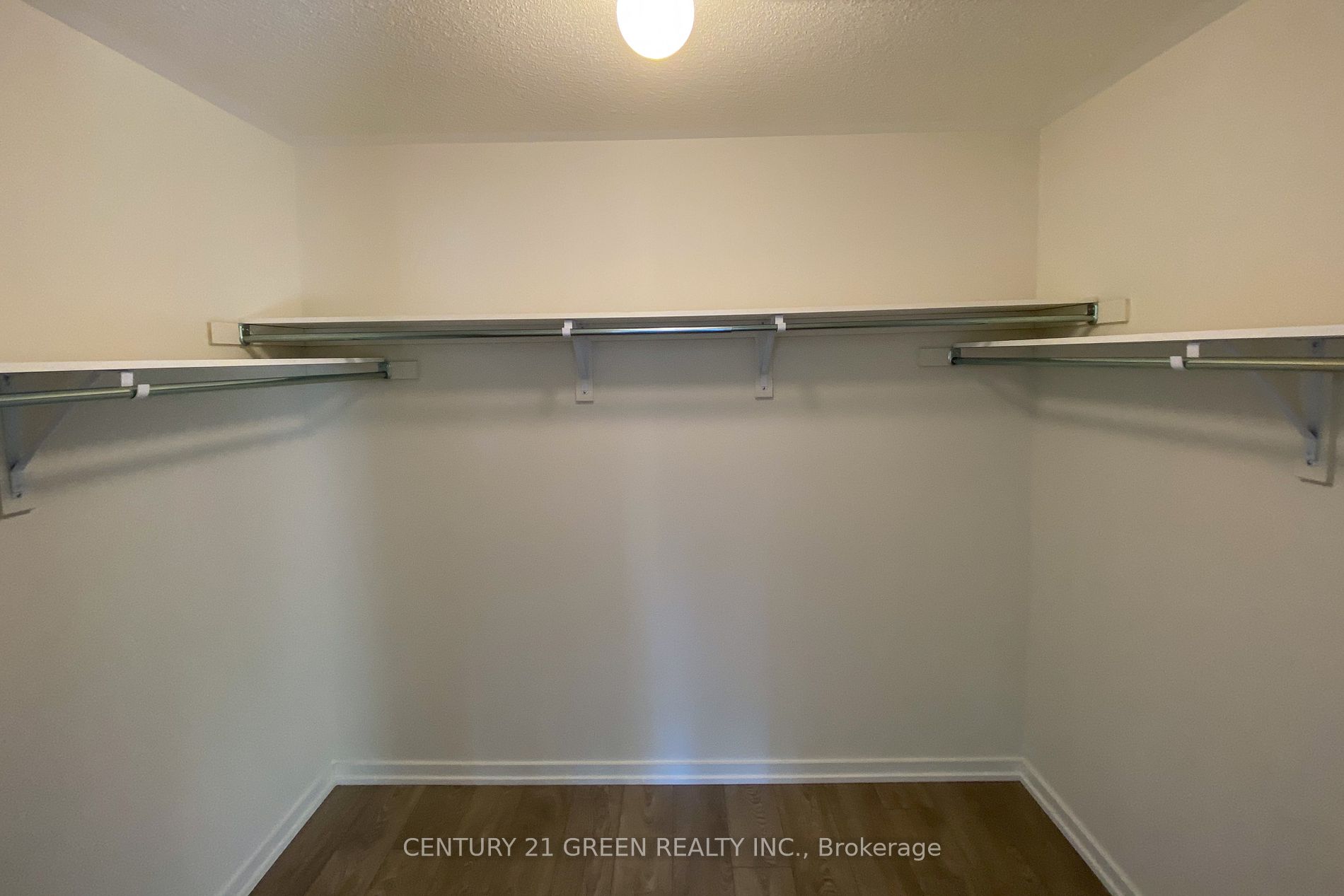 142 Landsbridge Street