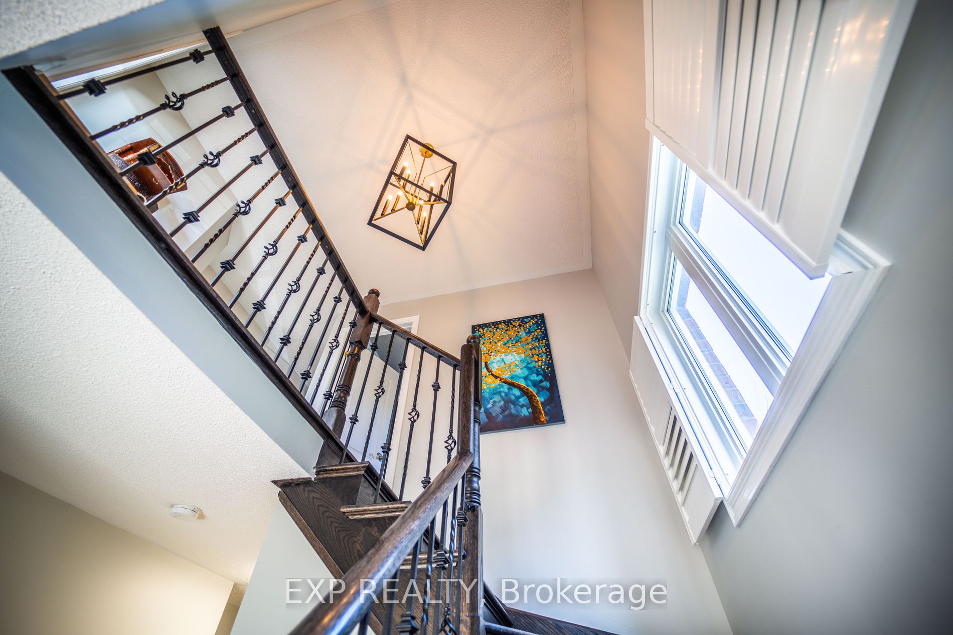 1379 Rolph Terrace