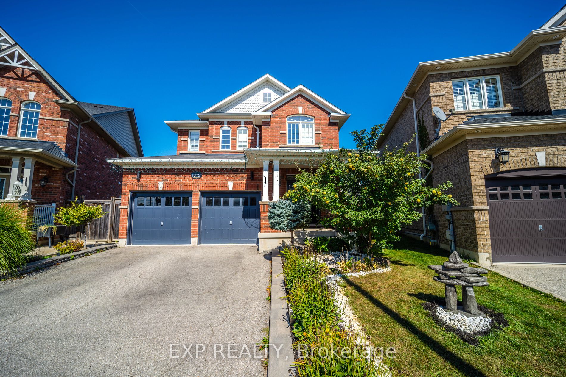 1379 Rolph Terrace