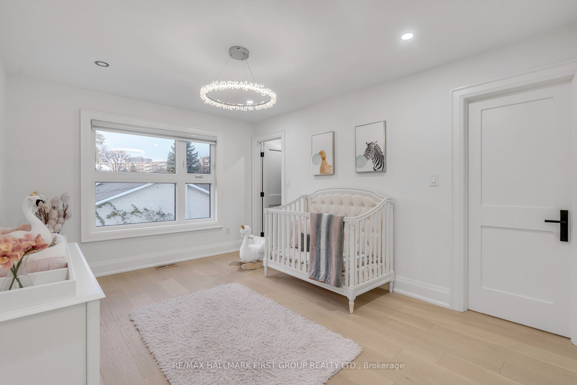 246 Edenbridge Drive