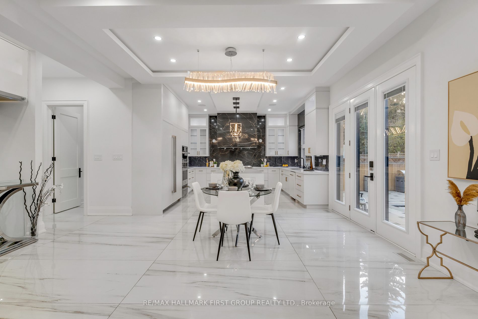 246 Edenbridge Drive