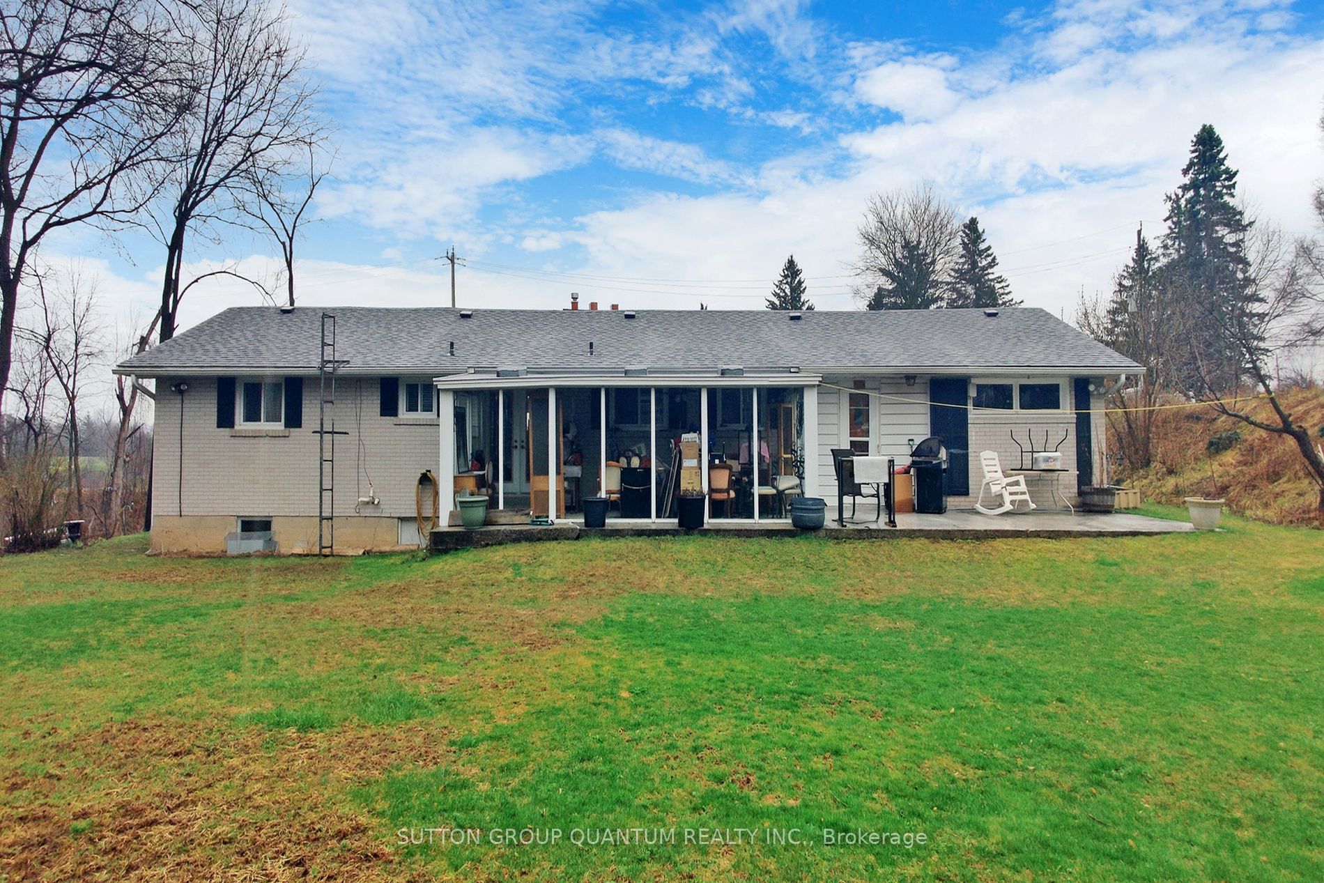 400 Maple Avenue