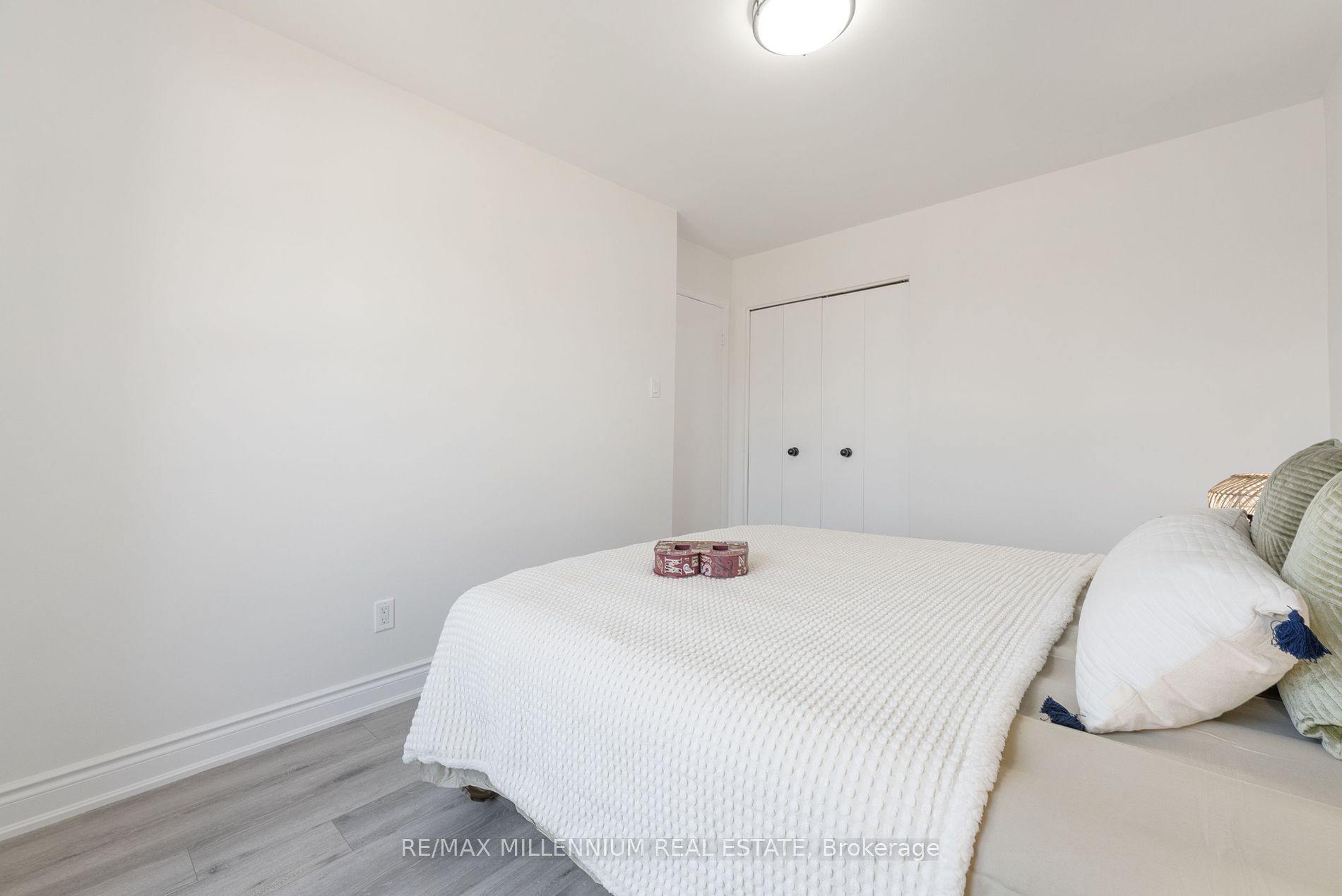 1301 Janina Blvd
