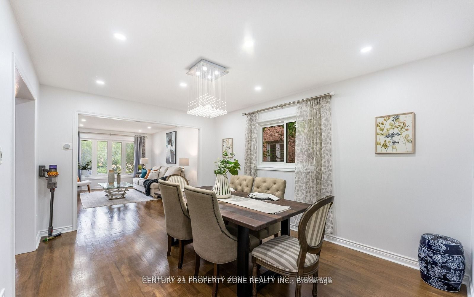 349 Summerchase Dr