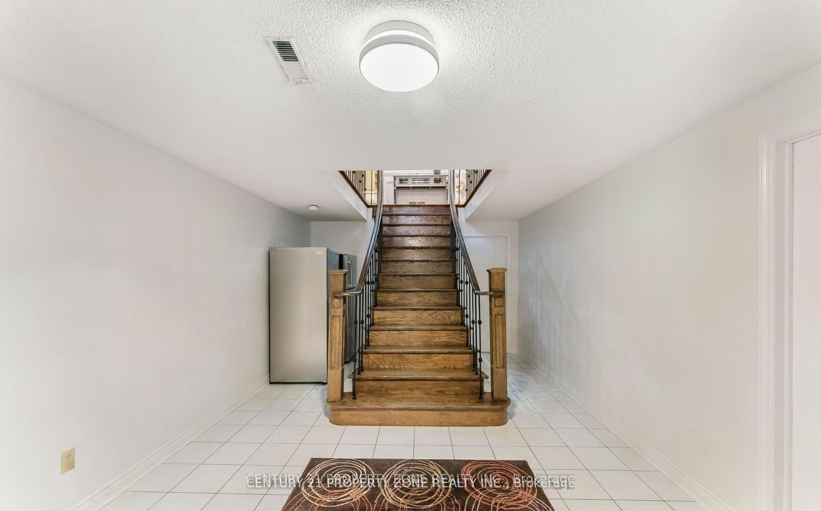 349 Summerchase Dr