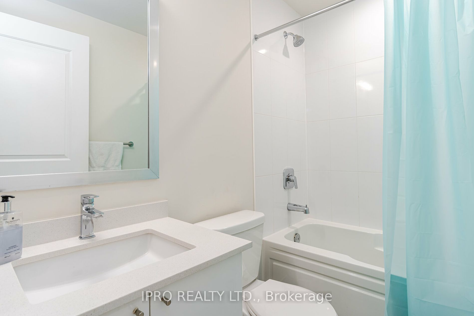 35 Watergarden Drive Dr, #311