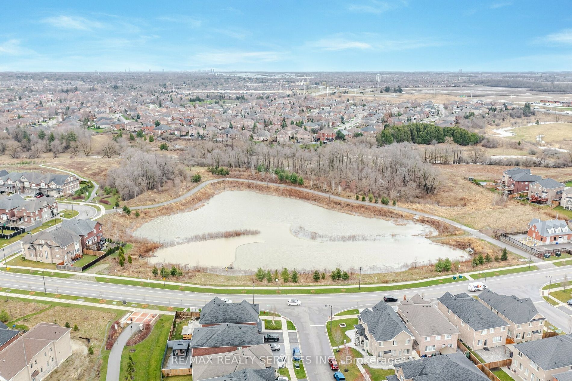 63 Blackberry Valley Cres