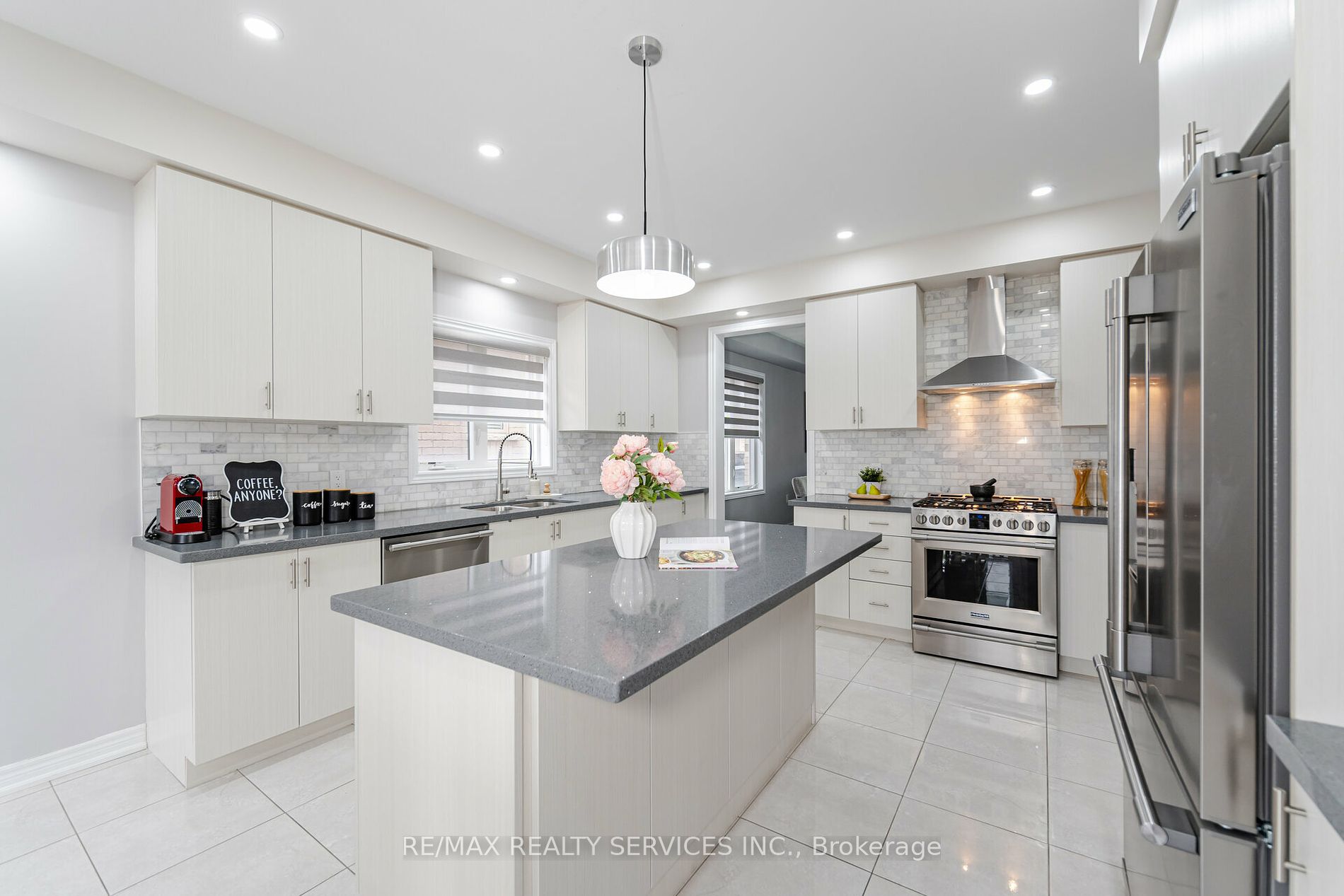 63 Blackberry Valley Cres