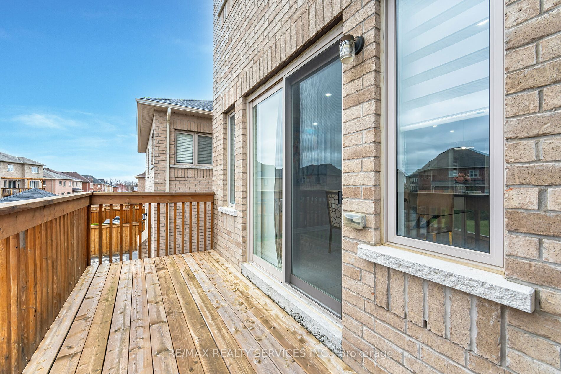 63 Blackberry Valley Cres