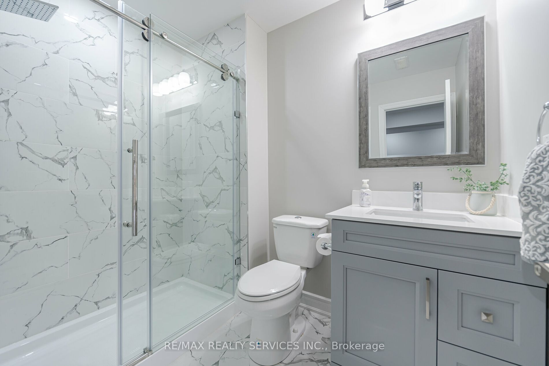 63 Blackberry Valley Cres