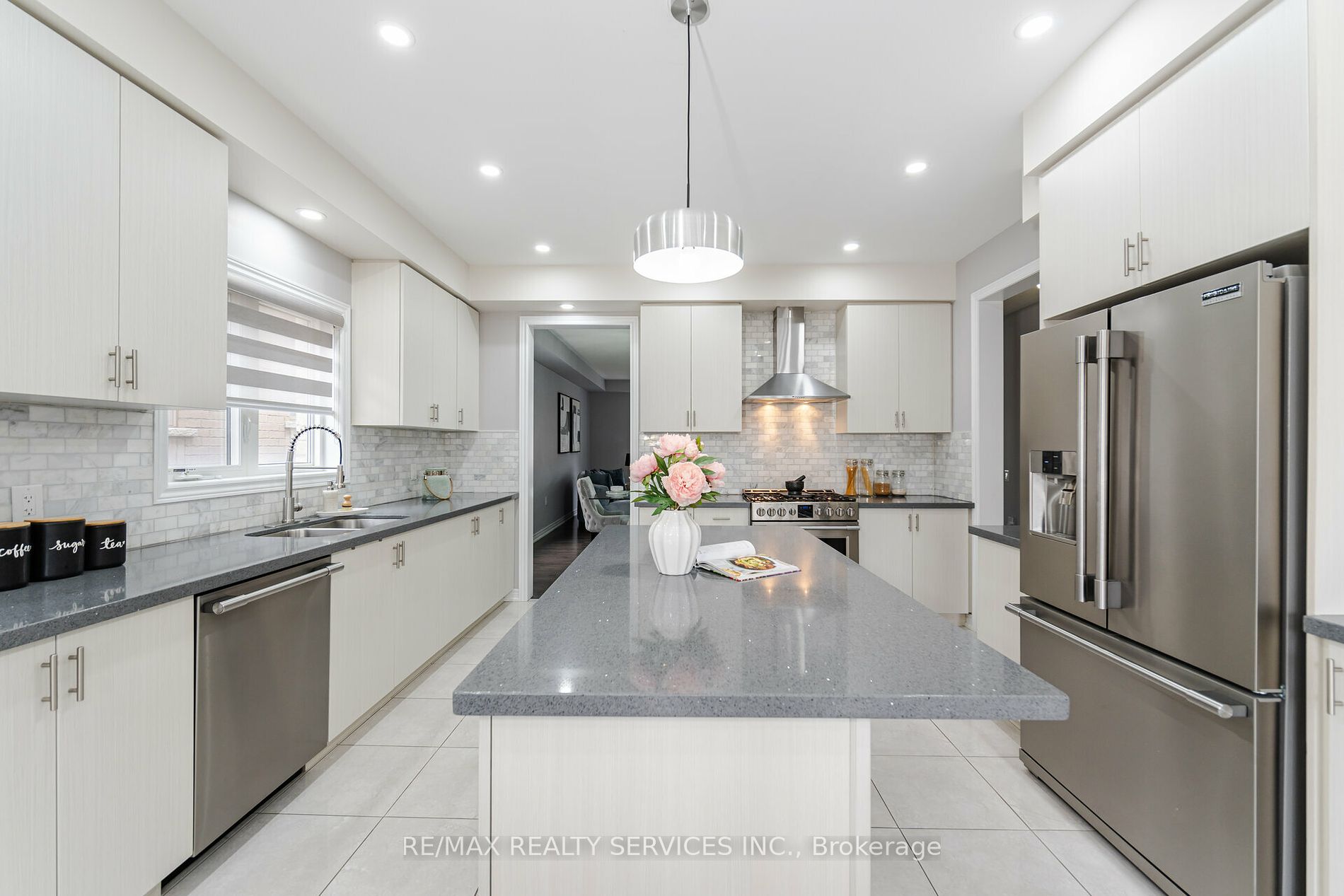 63 Blackberry Valley Cres
