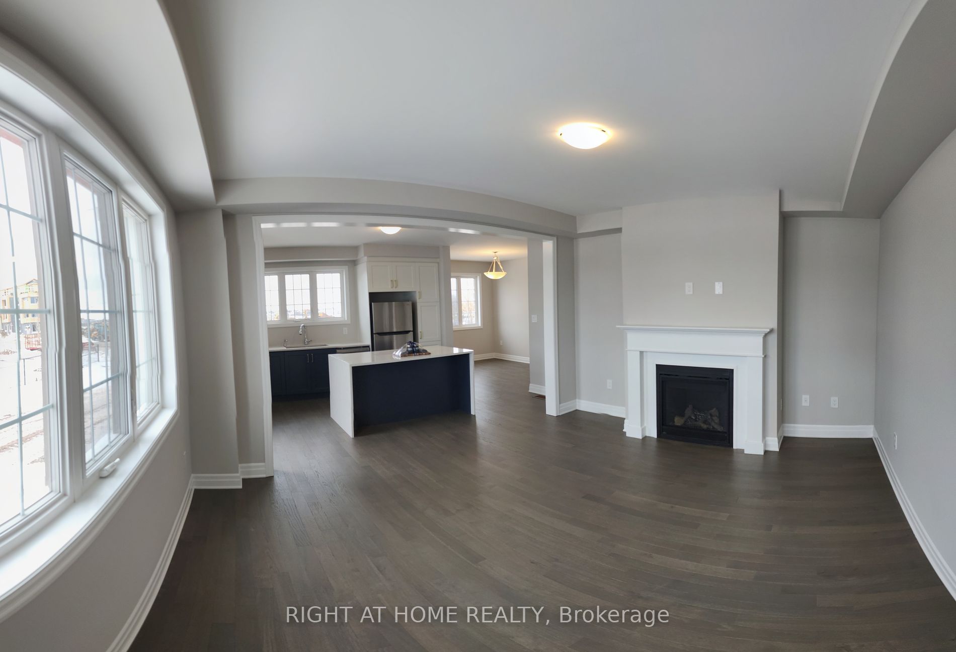 3048 John Mckay Blvd