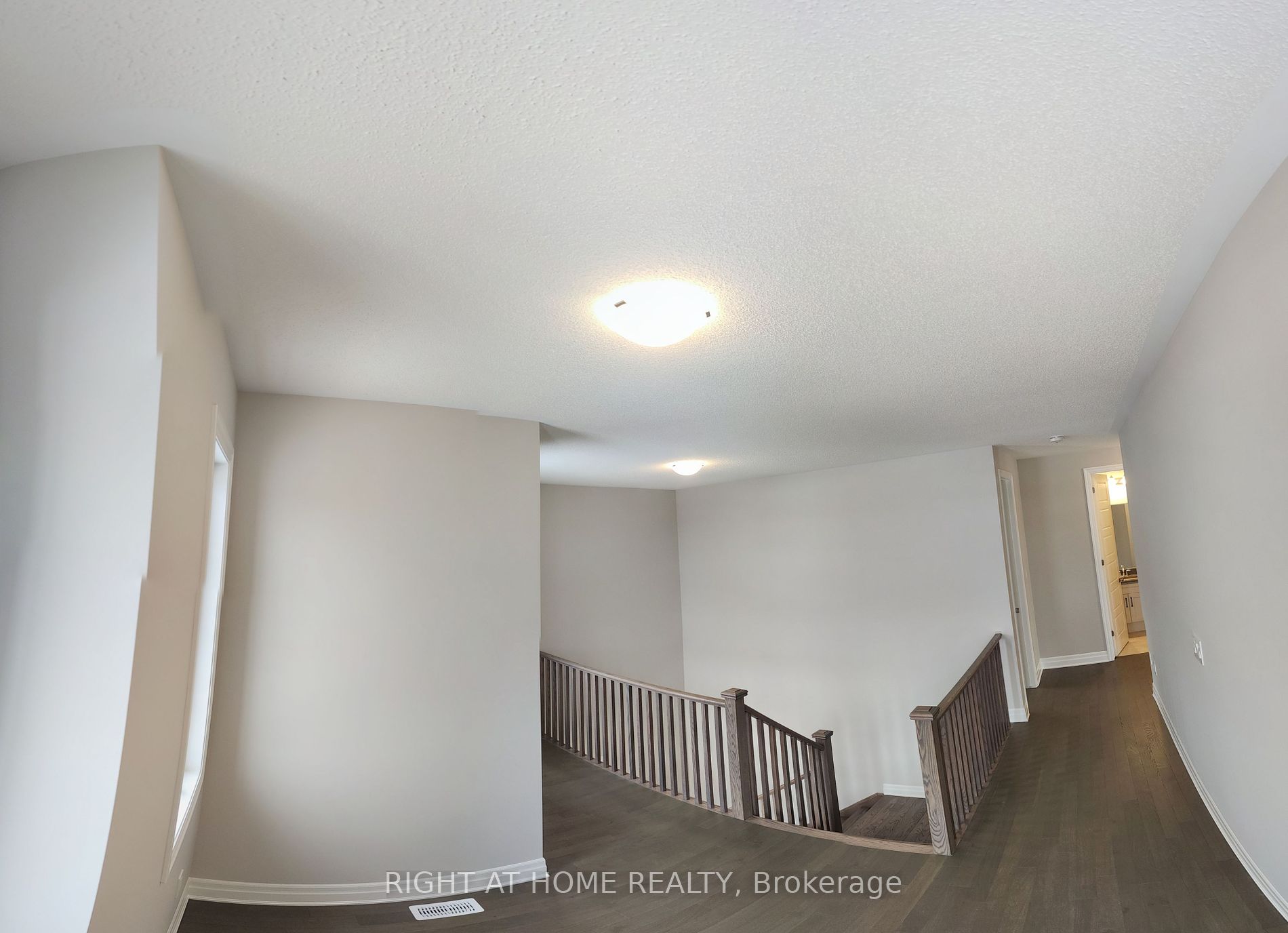 3048 John Mckay Blvd