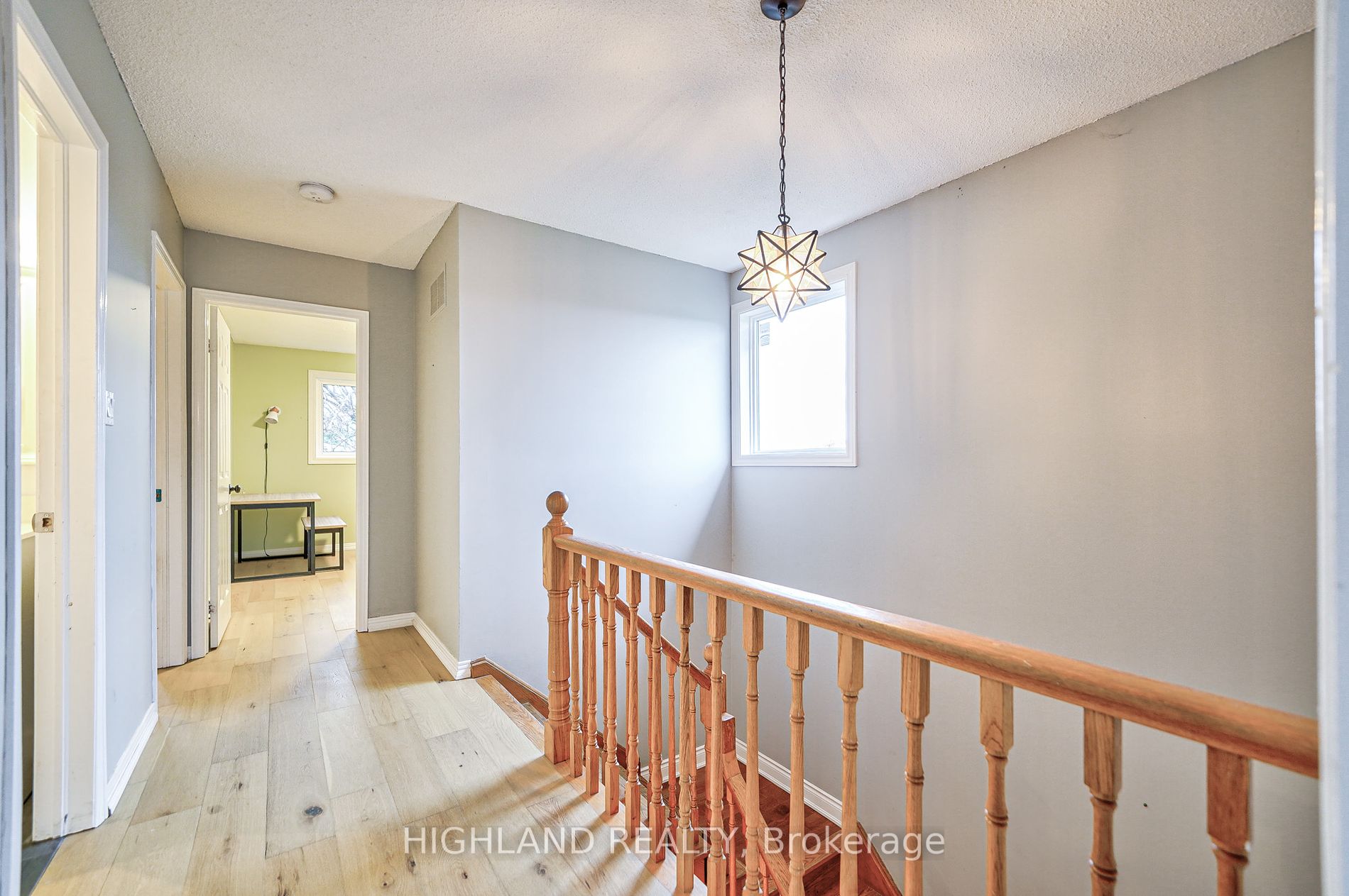 5764 Turney Dr